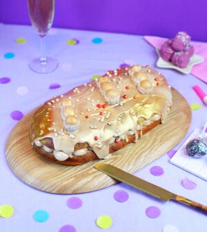 Coca de San Juan de brioche