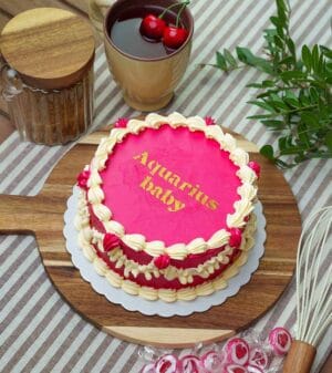 Vintage cake
